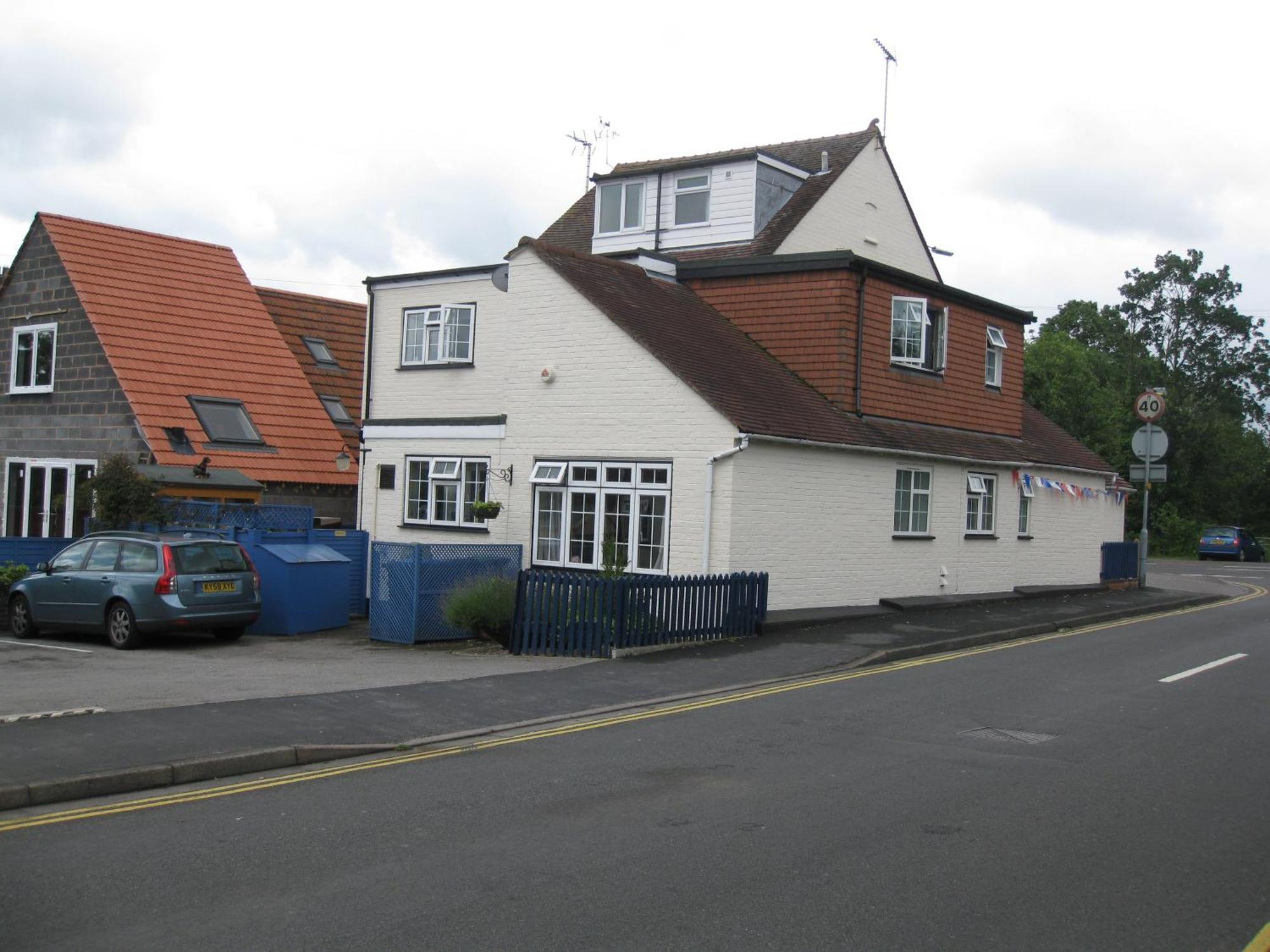 Penryn Guest House, Ensuite Rooms, Free Parking And Free Wifi Стретфорд-на-Ейвоні Екстер'єр фото
