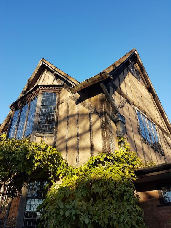 Penryn Guest House, Ensuite Rooms, Free Parking And Free Wifi Стретфорд-на-Ейвоні Екстер'єр фото